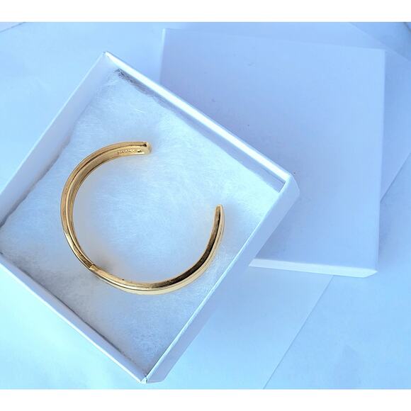 Napier Gold Cream Enamel Cuff Bracelet Vintage Signed Boxed - Picture 3 of 9